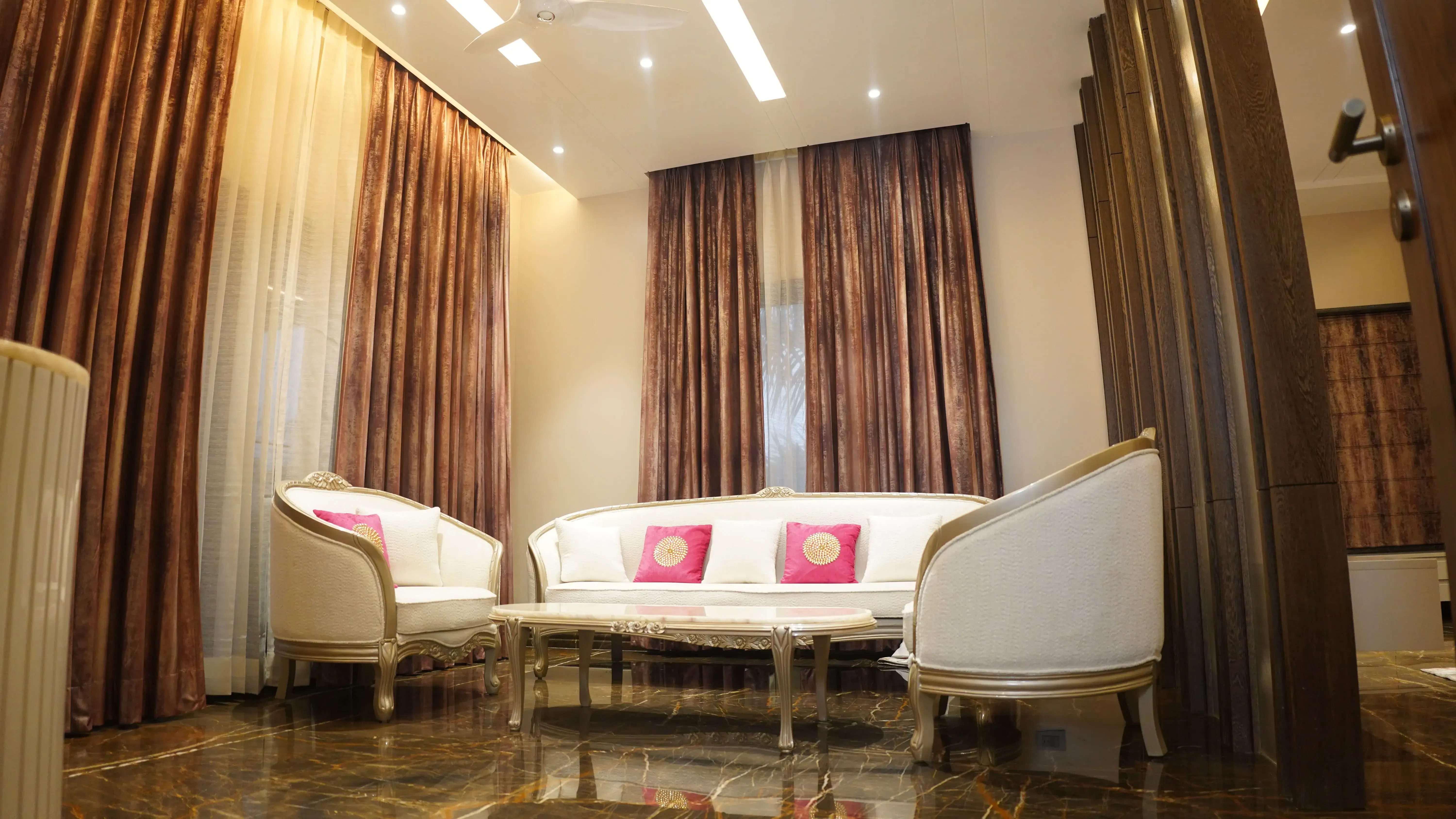 Seamless furniture installation and execution